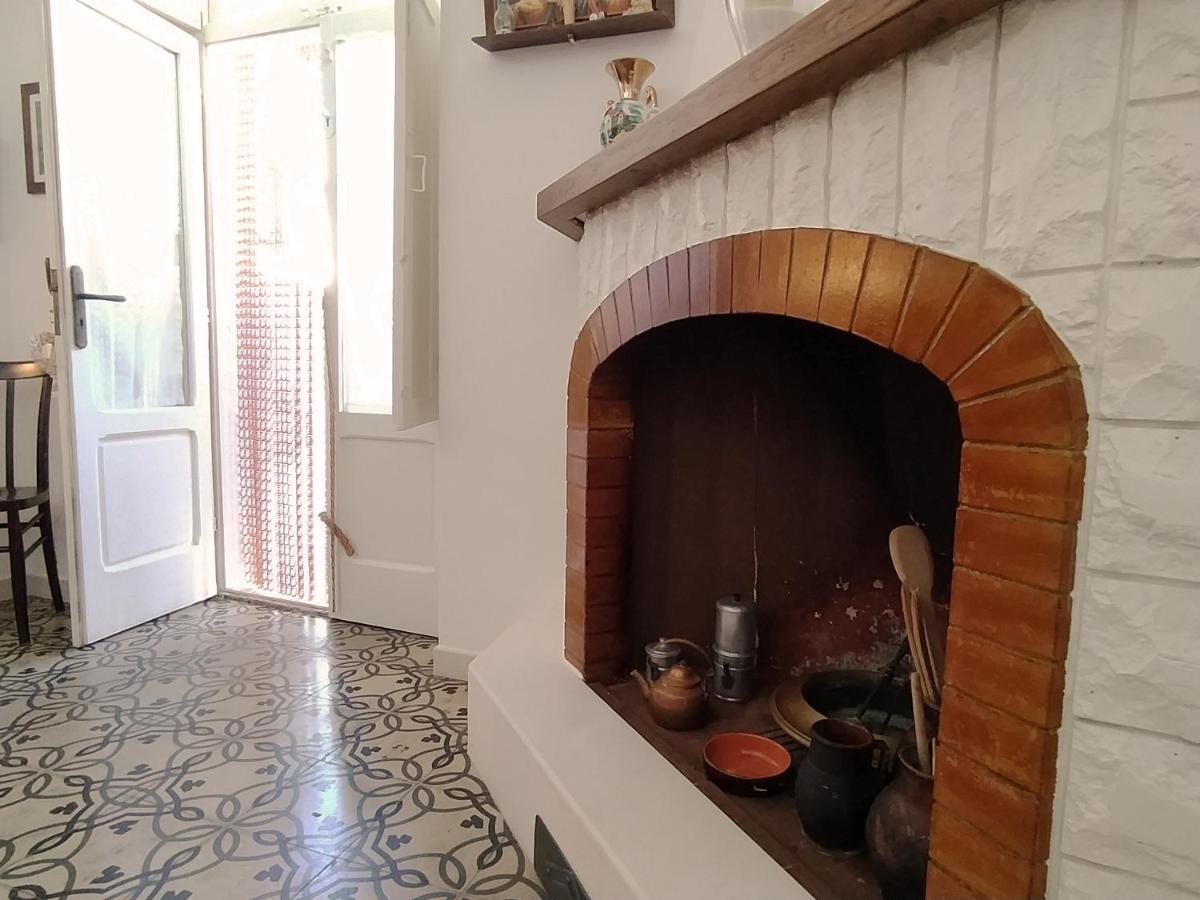 הוילה אלברובלו Il Trullo Di Nonna Antonia מראה חיצוני תמונה