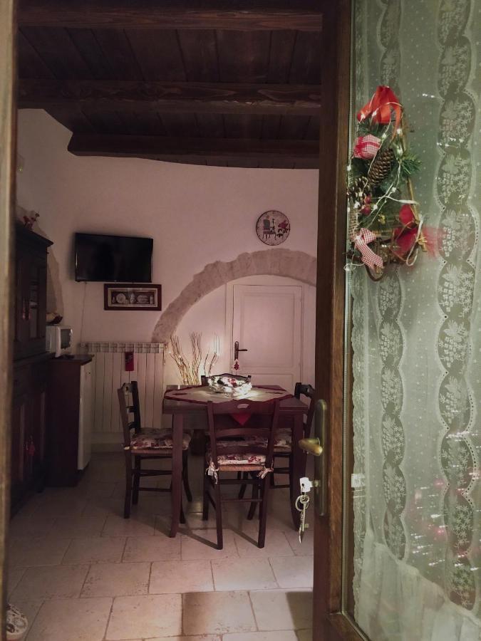 הוילה אלברובלו Il Trullo Di Nonna Antonia מראה חיצוני תמונה
